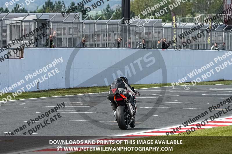 donington no limits trackday;donington park photographs;donington trackday photographs;no limits trackdays;peter wileman photography;trackday digital images;trackday photos